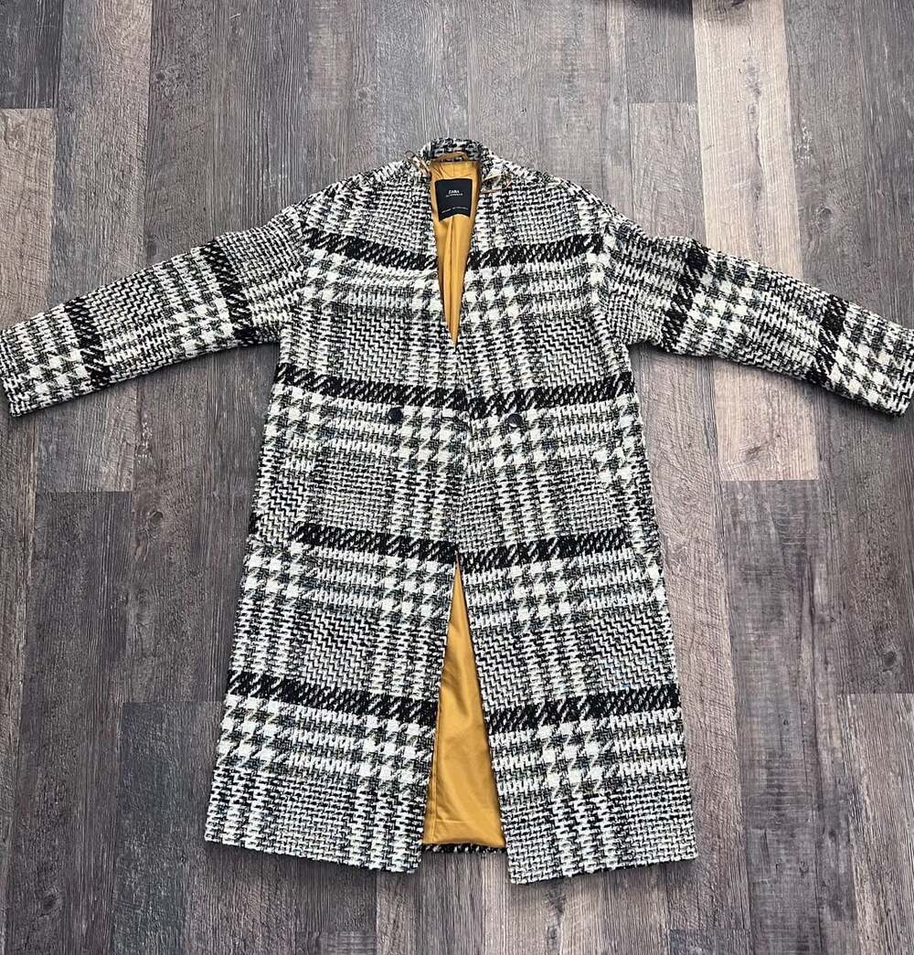 Zara Outerwear Black and White Tweed Plaid Coat Size S